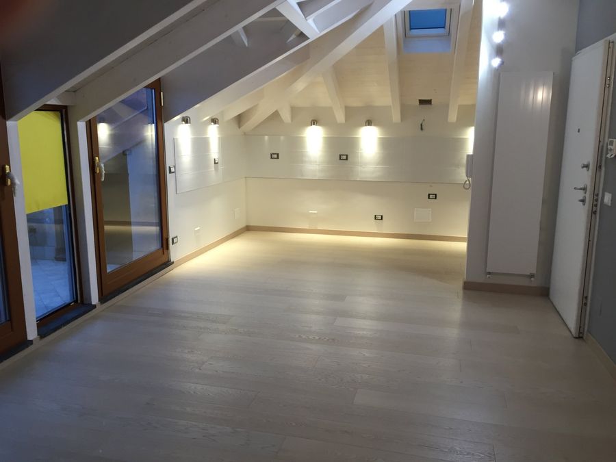 Pavimento in PVC per ambienti moderni