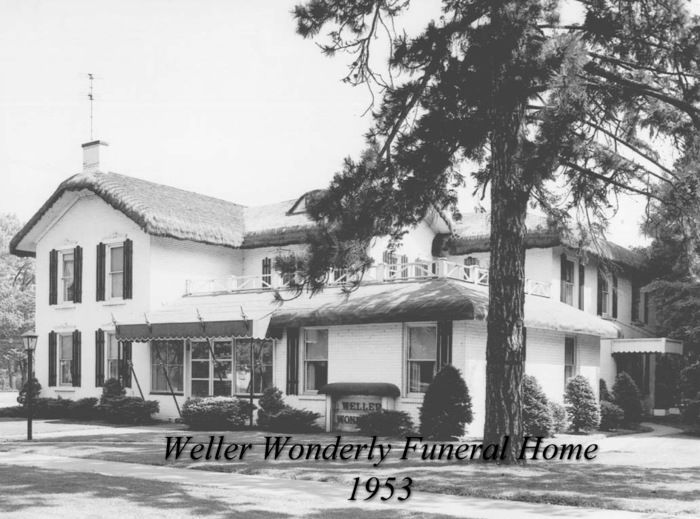 Weller Wonderly Funeral Home 1993 Old Photo