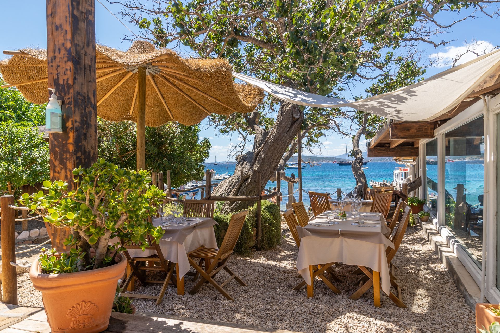 Seaside tables
