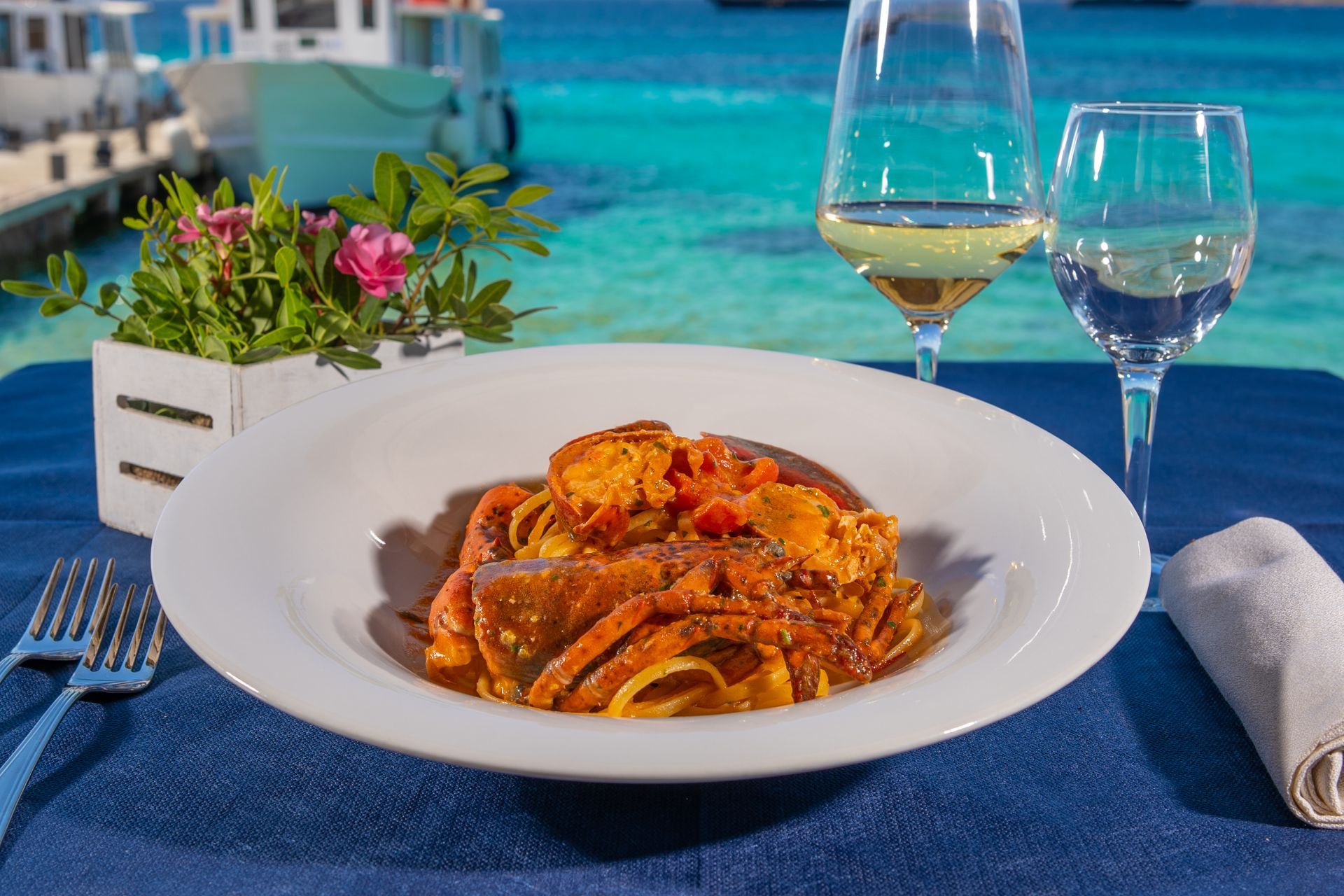 spaghetti with mixed fish