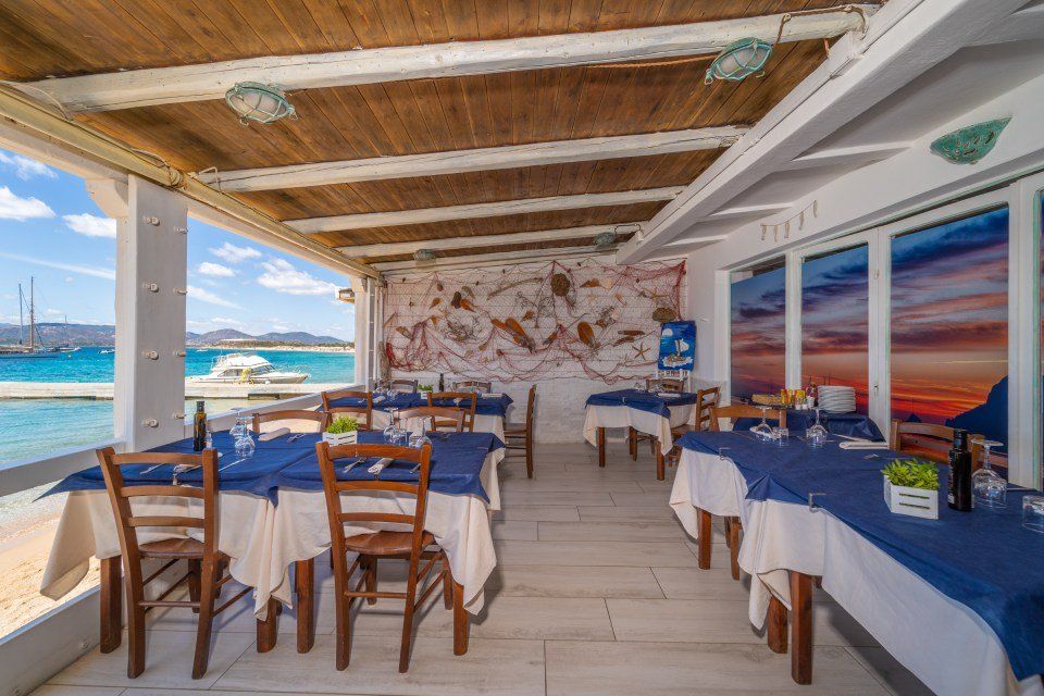 Restaurant tables