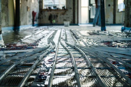 vloer renovatie inclusief aanleggen vloerverwarming