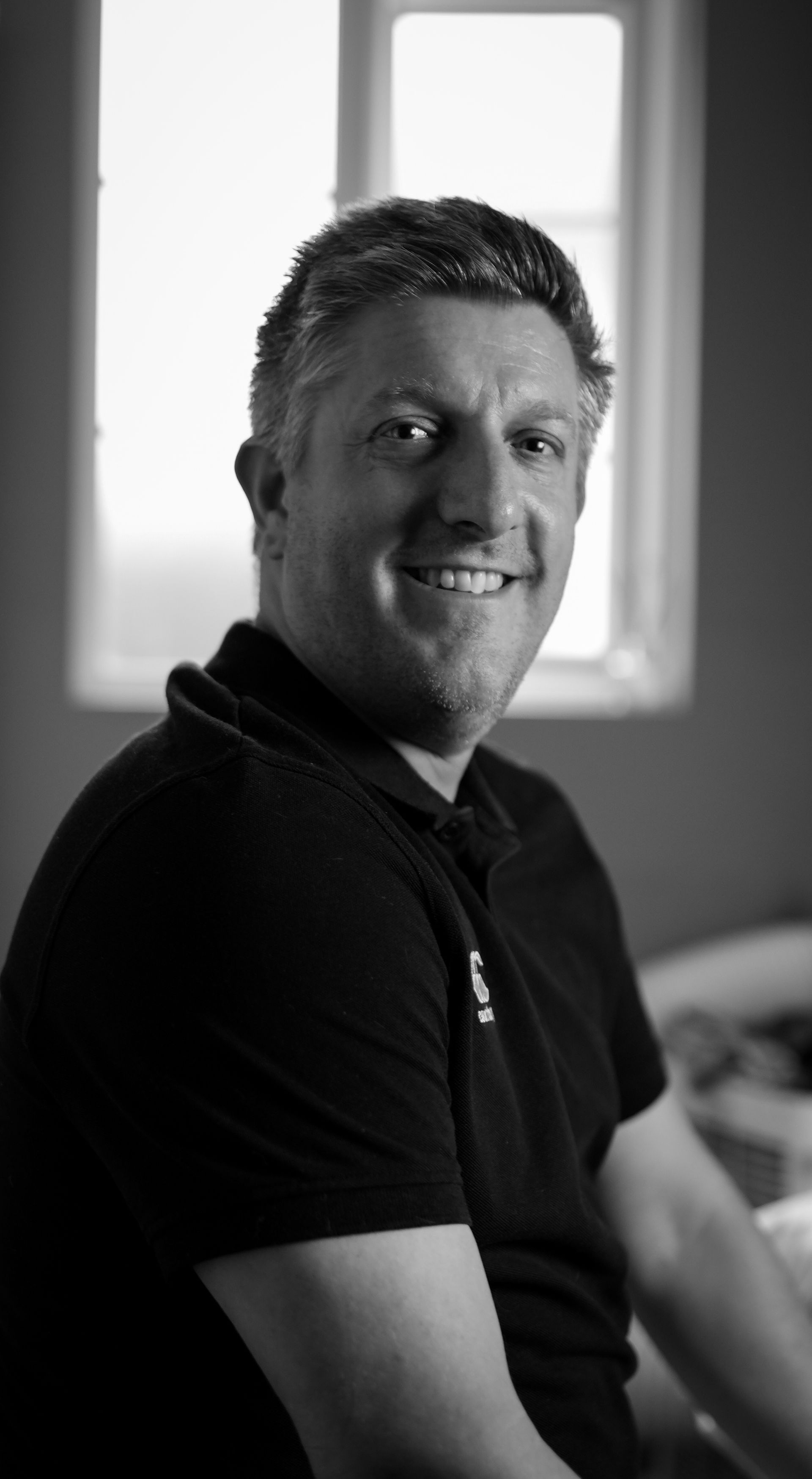 Stuart Fossella, lead male physiotherapist at Straight Back Physio Cheltenham