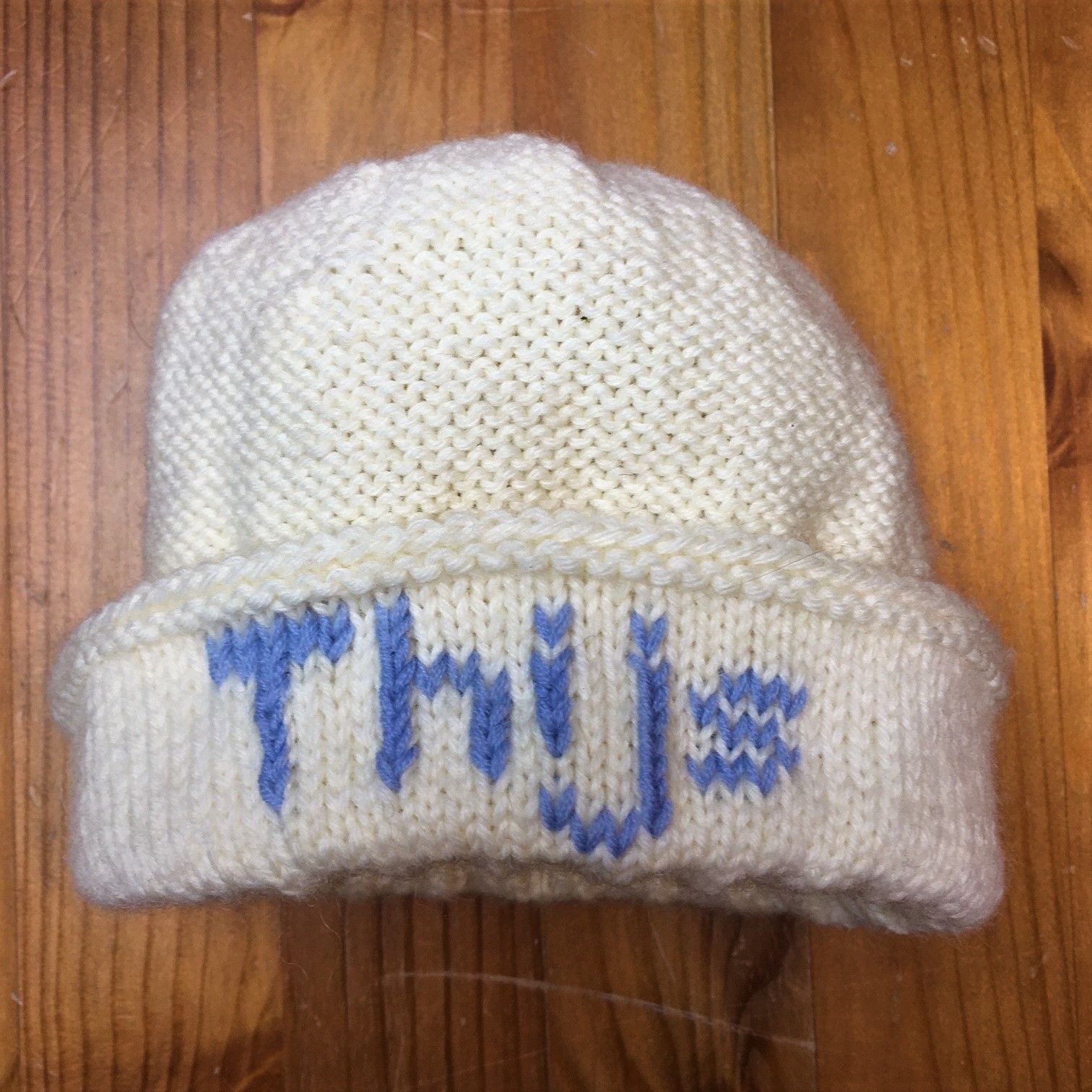 babymutsje thijs