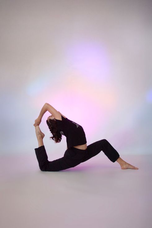 flexibility classes lubbock, hidden gems in lubbock, fun places to go in lubbock, cool things to do lubbock, pole workout, yoga in lubbock, beginner pole classes, pole dance lessons near me