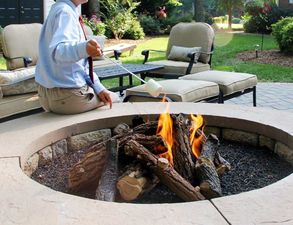 Maintain Your Outdoor Fireplace in Jefferson City, MO With Boulder Creek Lawn & Landscape!