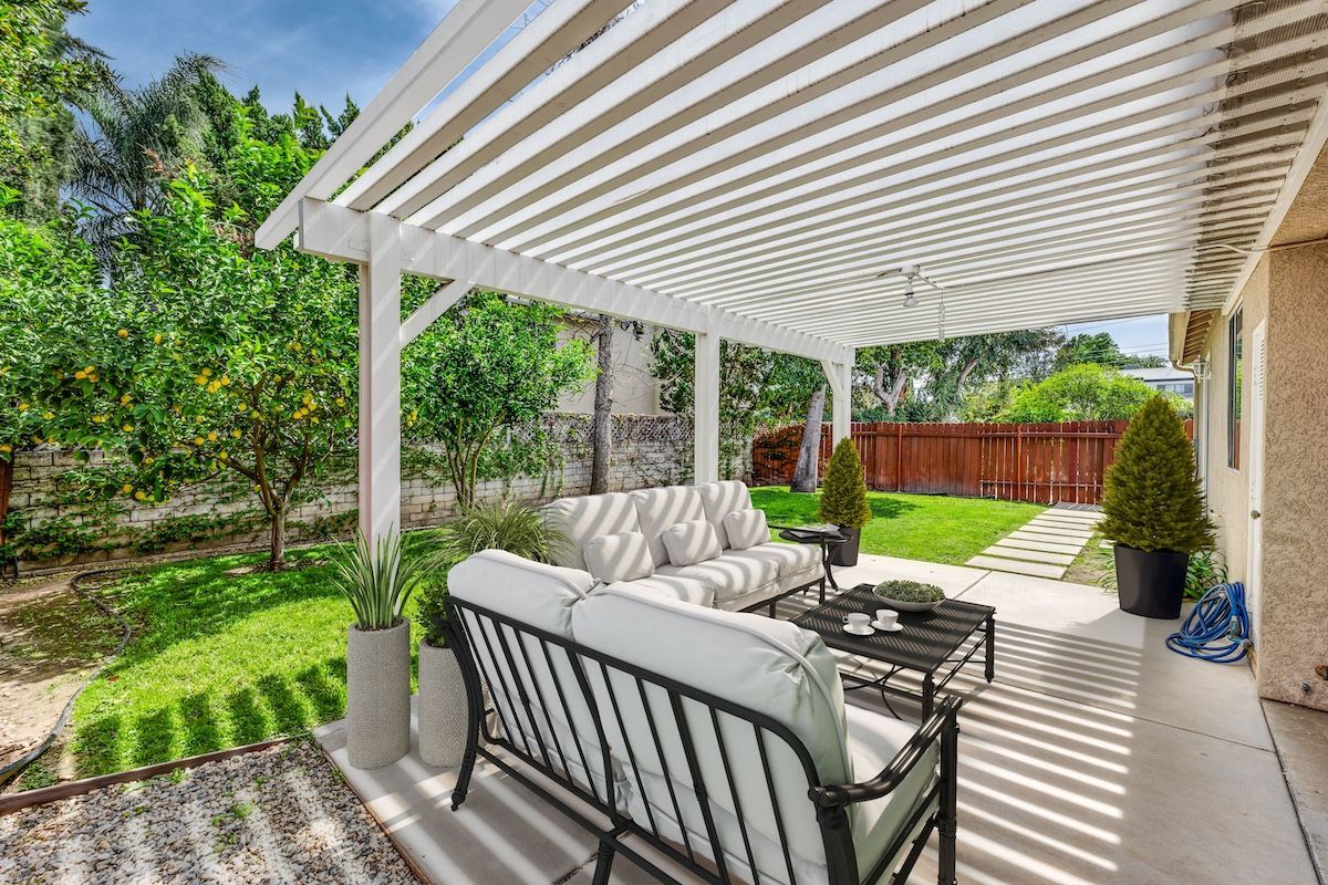 Reduce Sunlight & Add Privacy to Your Mid-Missouri Landscape