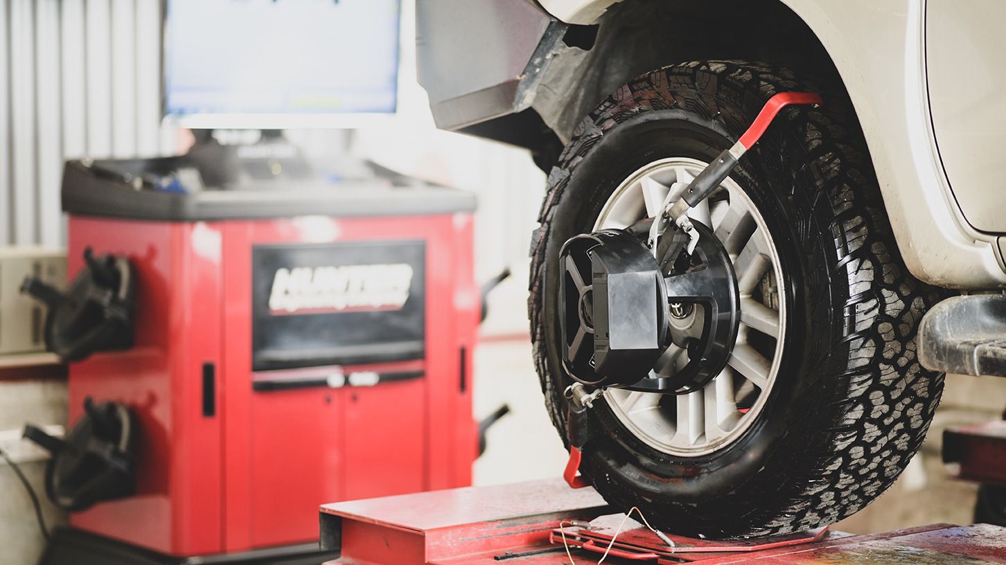 Why Wheel Alignment Improves Tire Longevity and Fuel Efficiency