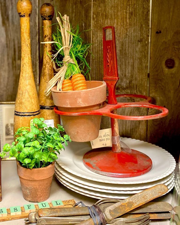 1970's Vintage Decoration