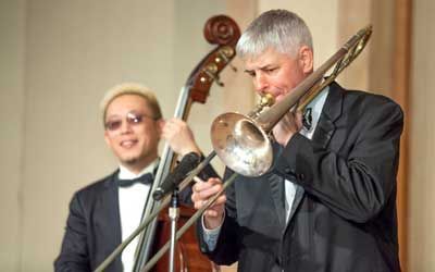 Don Gibson Trio playing at Hilton Nagoya