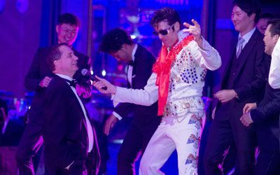 Elvis by George performing at a gala event in Nagoya