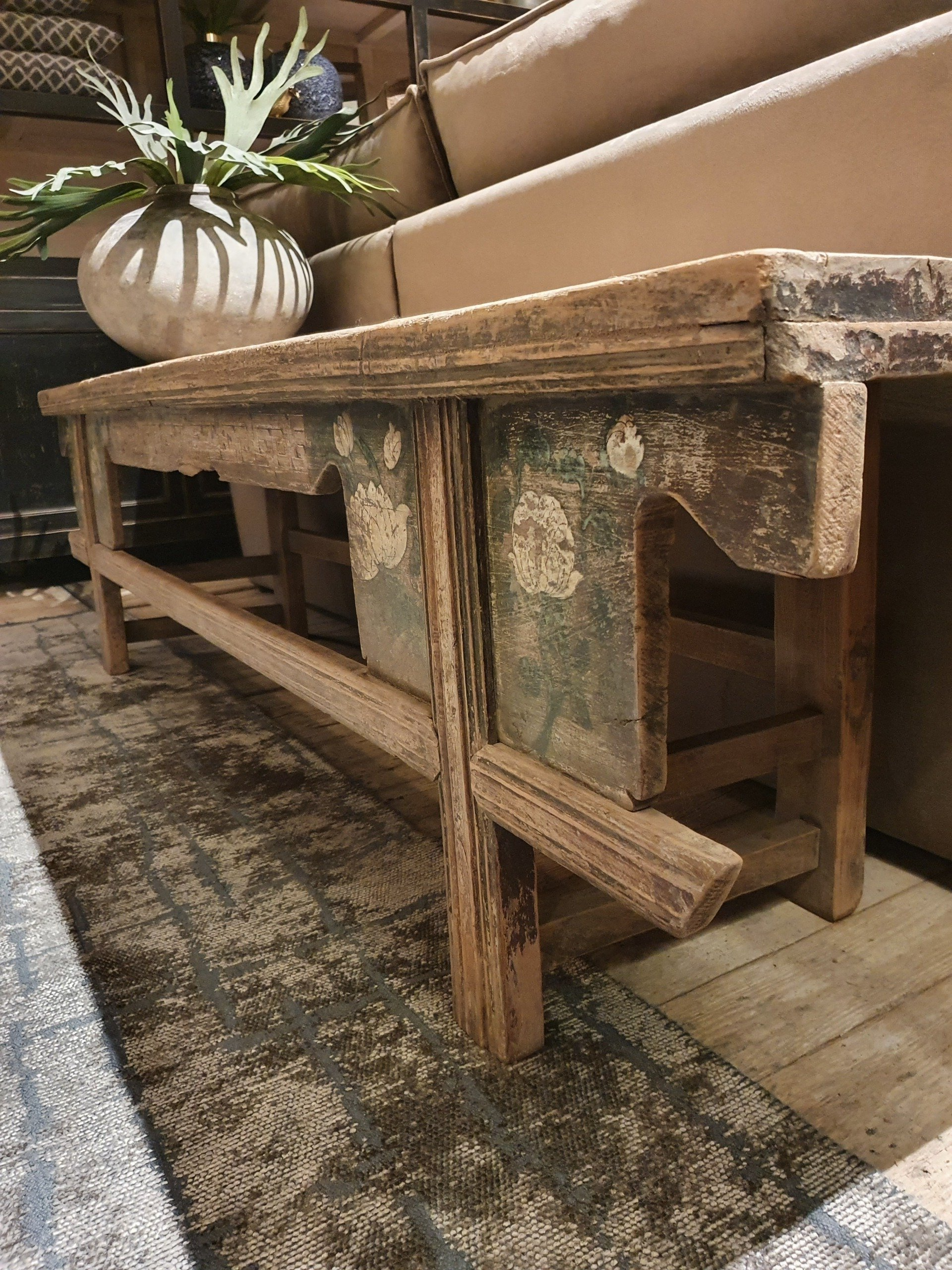 Origineel oud Chinees bankje Elm hout met beschildering in originele kleuren