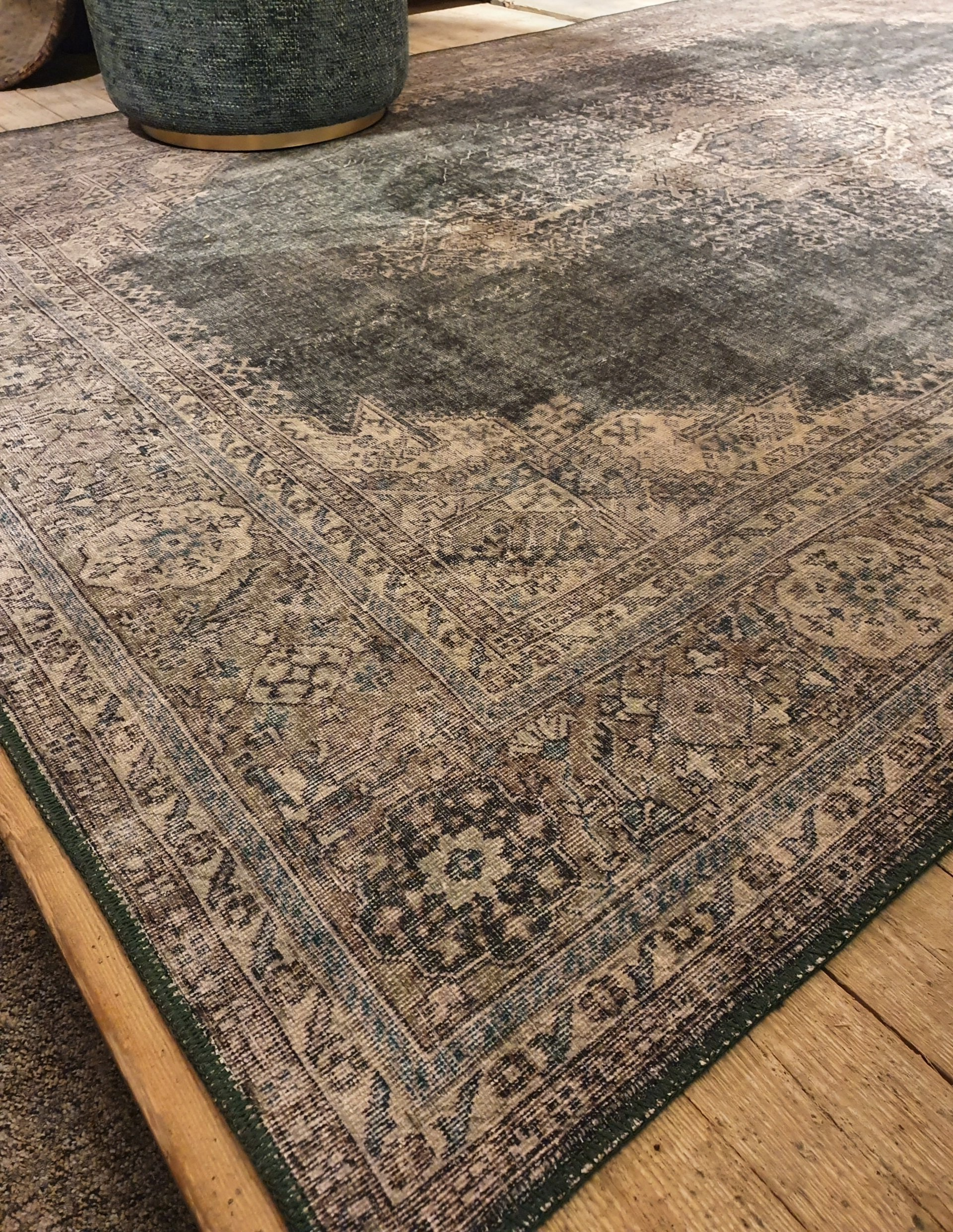 Vintage vloerkleed met Perzisch motief, grijs beige