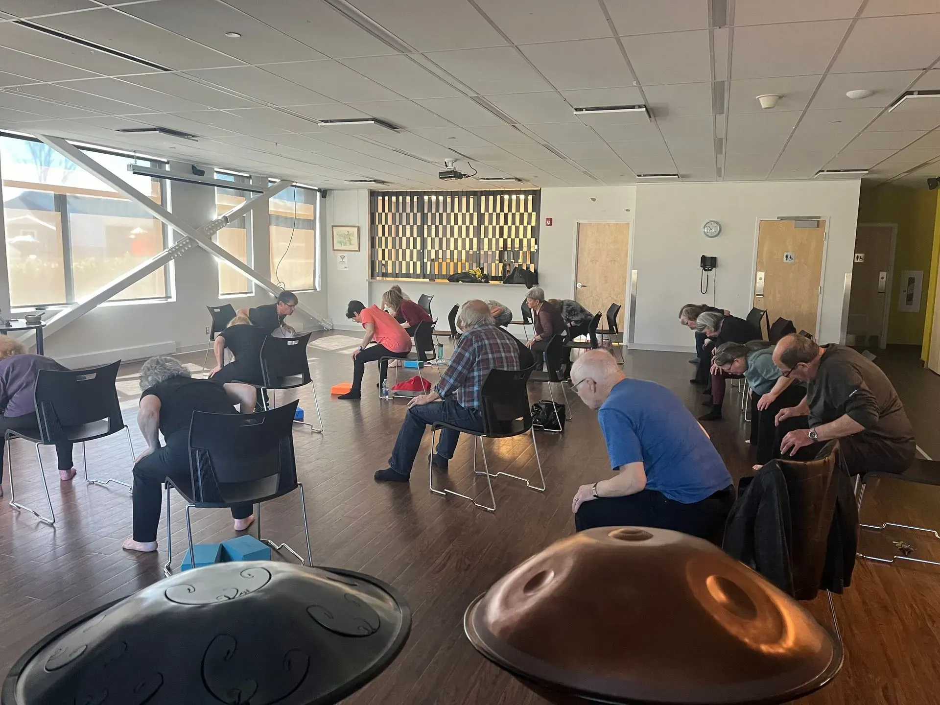 Handpan soundbath yoga