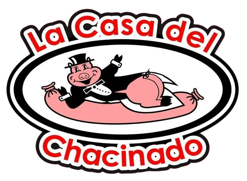 Logotipo de La Casa del Chacinado con un cerdo de dibujos animados con gorro de chef y esmoquin dentro de un óvalo.