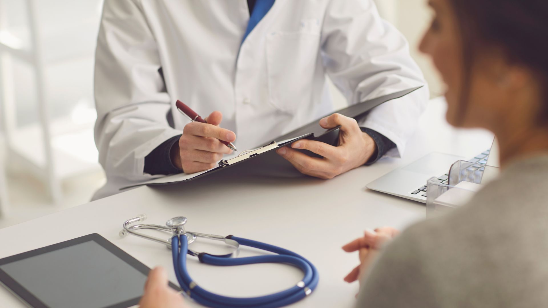 How does the medical care in Egypt work?