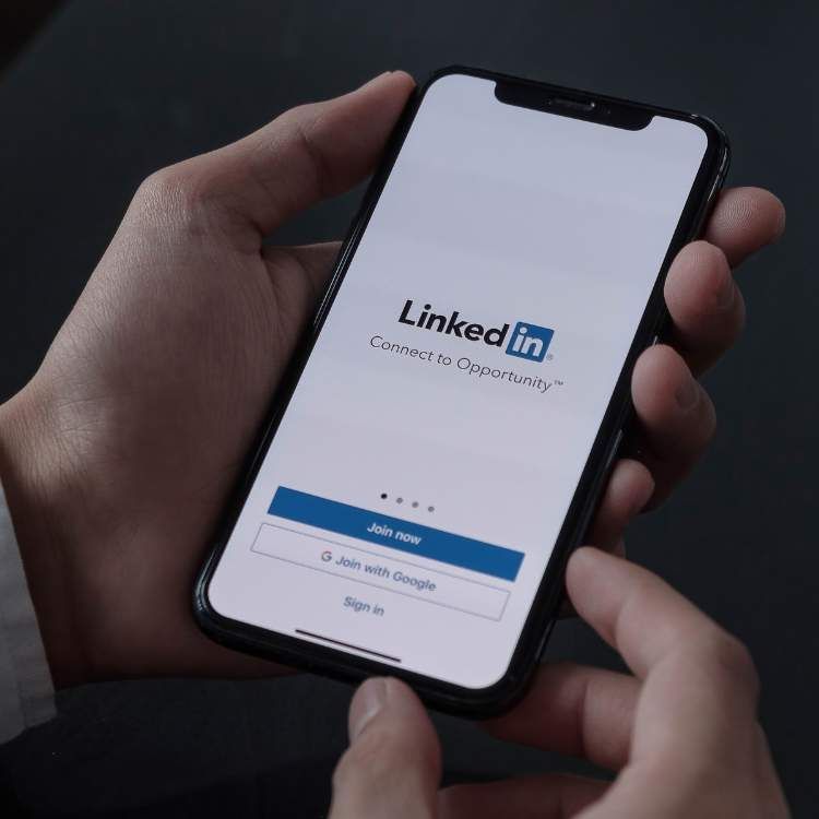linkedin feed on iphone
