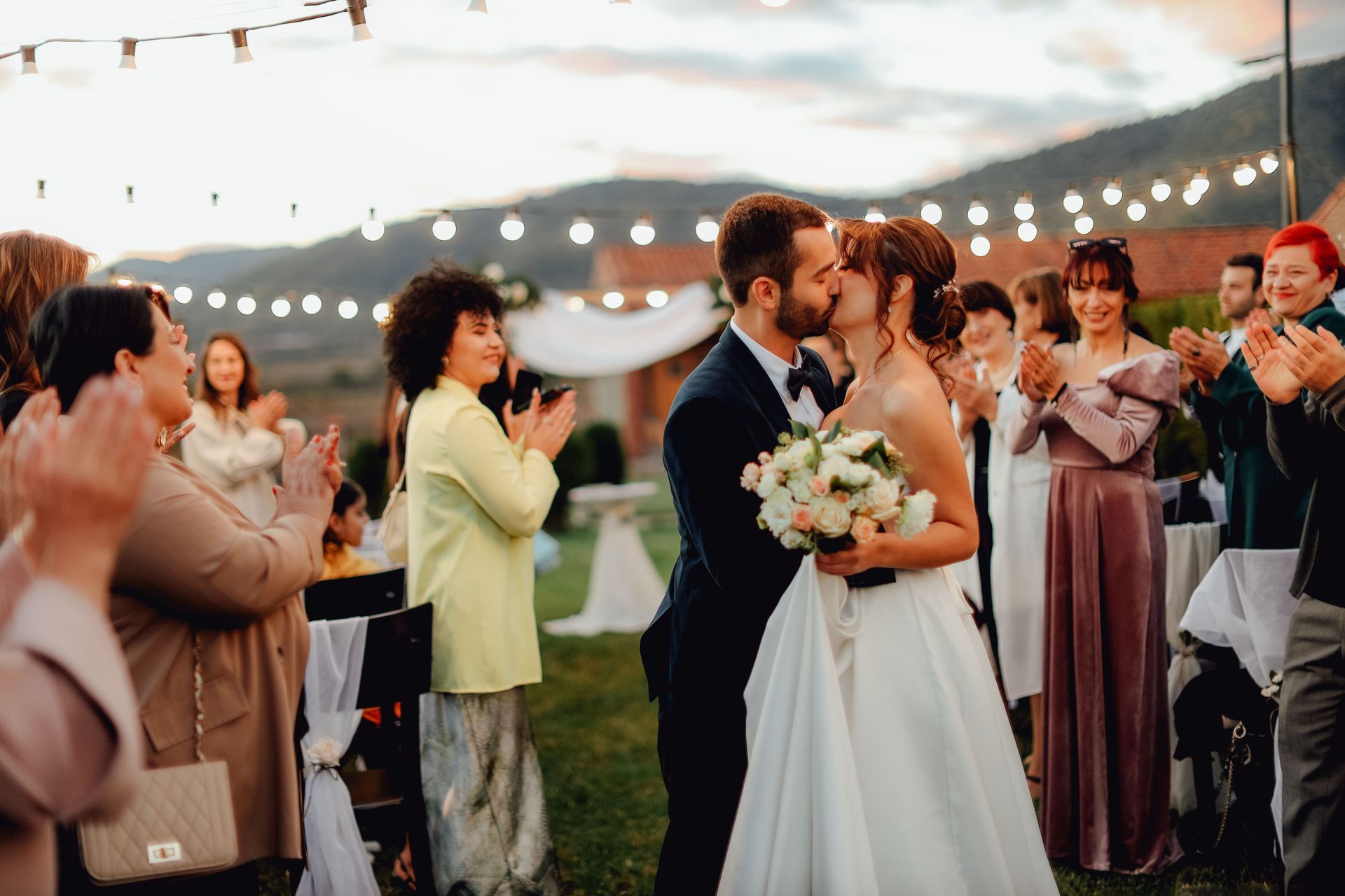 Comparison of Meta Ads and Google Ads results for two bridal shops
