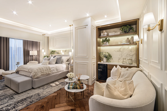 Interior con cortinas, piso y tapiz instalados