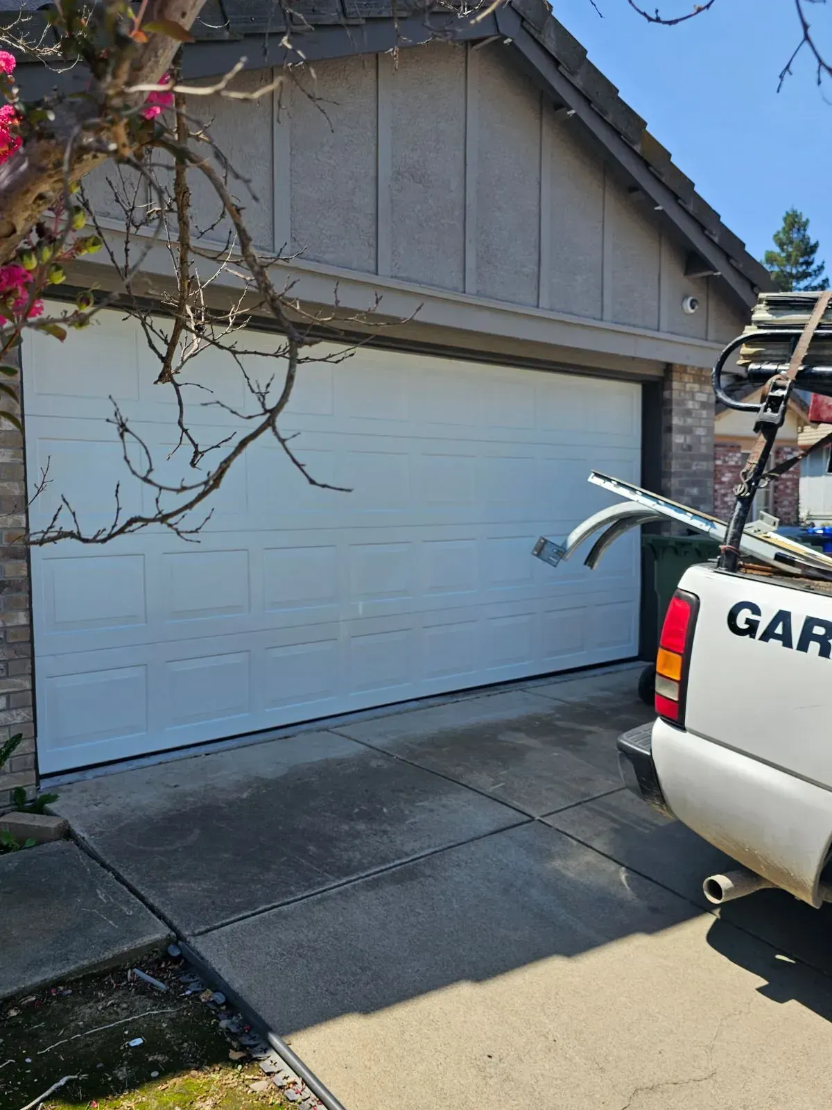 Speedy Gs Garage Door repair and installation services for Residential homes