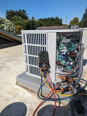 Hella Comfort Heating and Air provides professional HVAC services for Yolo County, Sacramento County and surrounding regions.