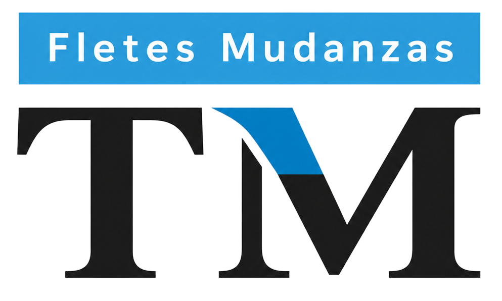 Logotipo de Fletes Mudanzas TM, con una franja azul y las letras TM en negro.