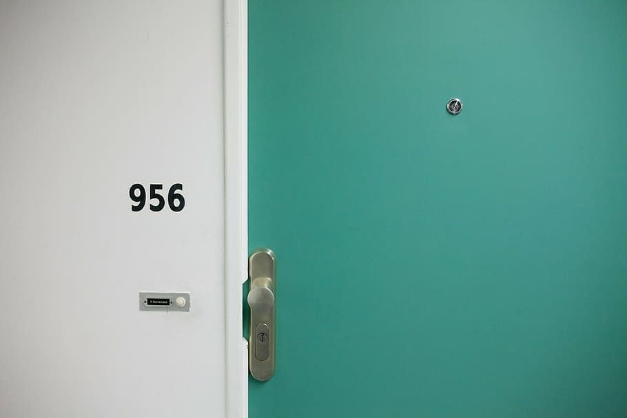 wall-door-lock-white