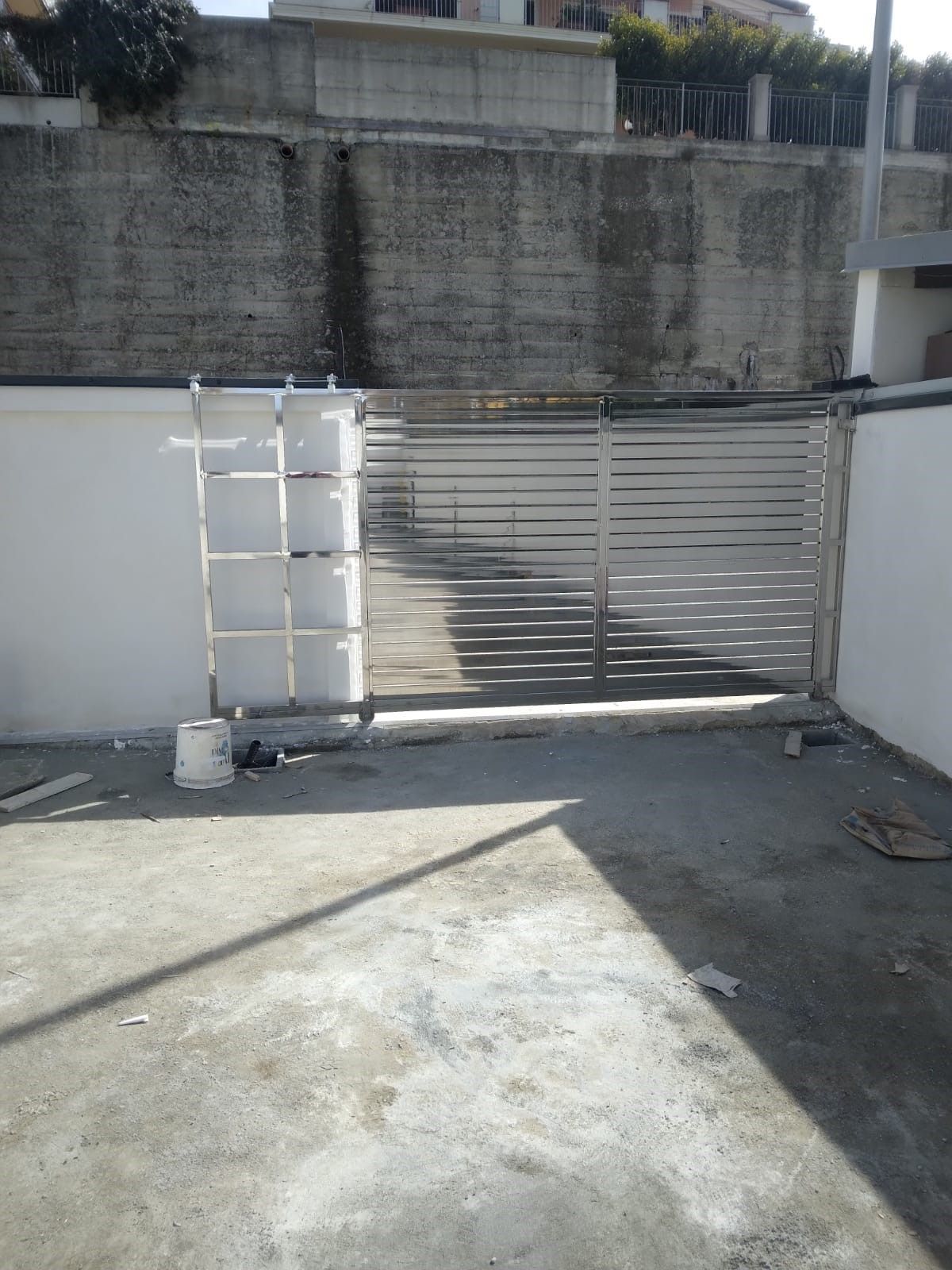 cancello in acciaio inox