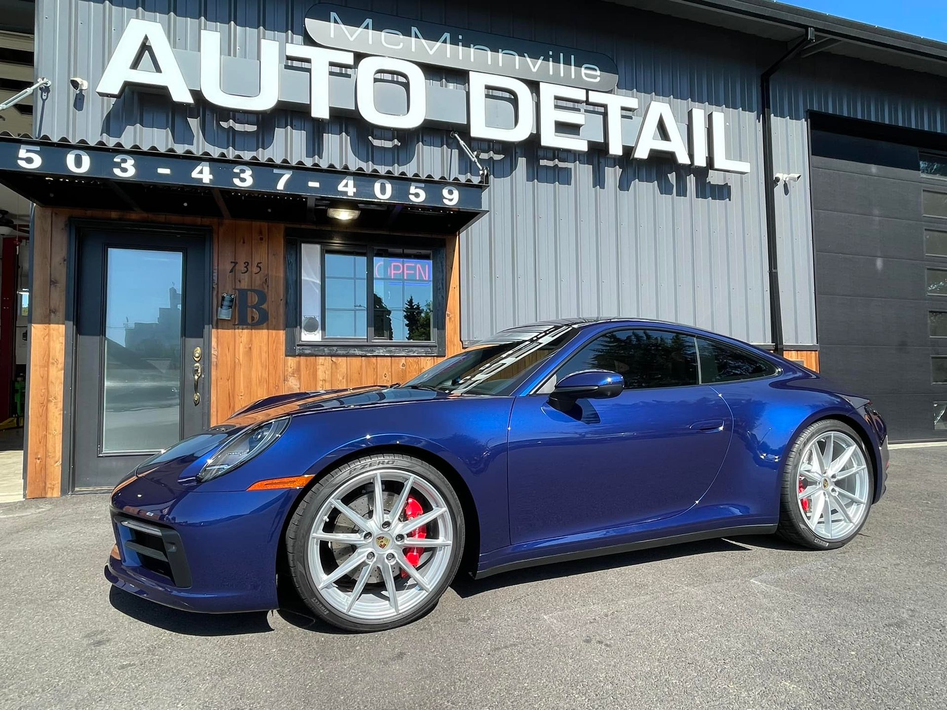 Porsche 911