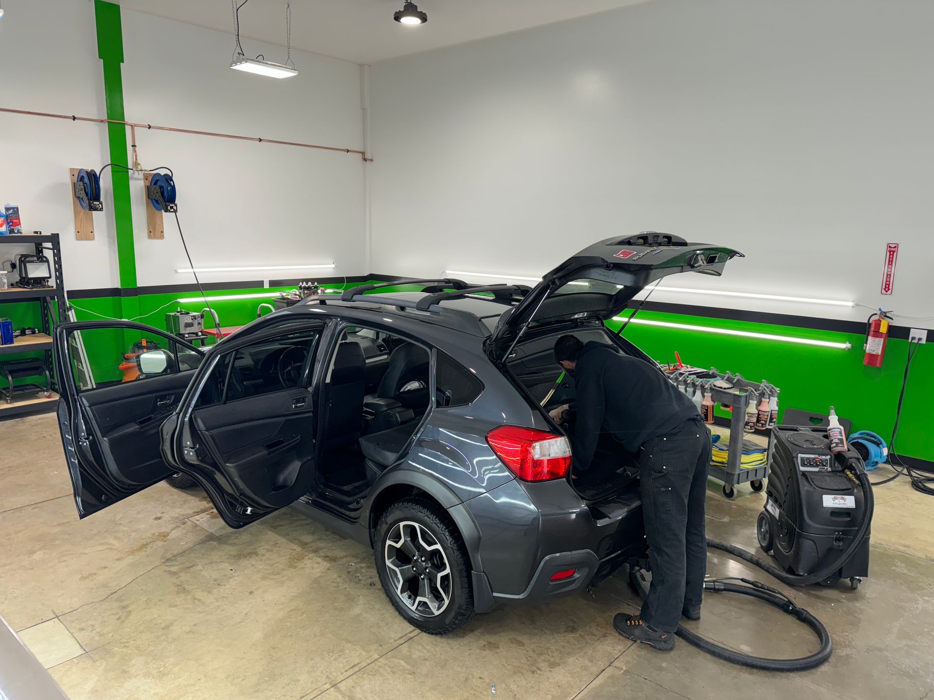 Interior and Exterior Detailing