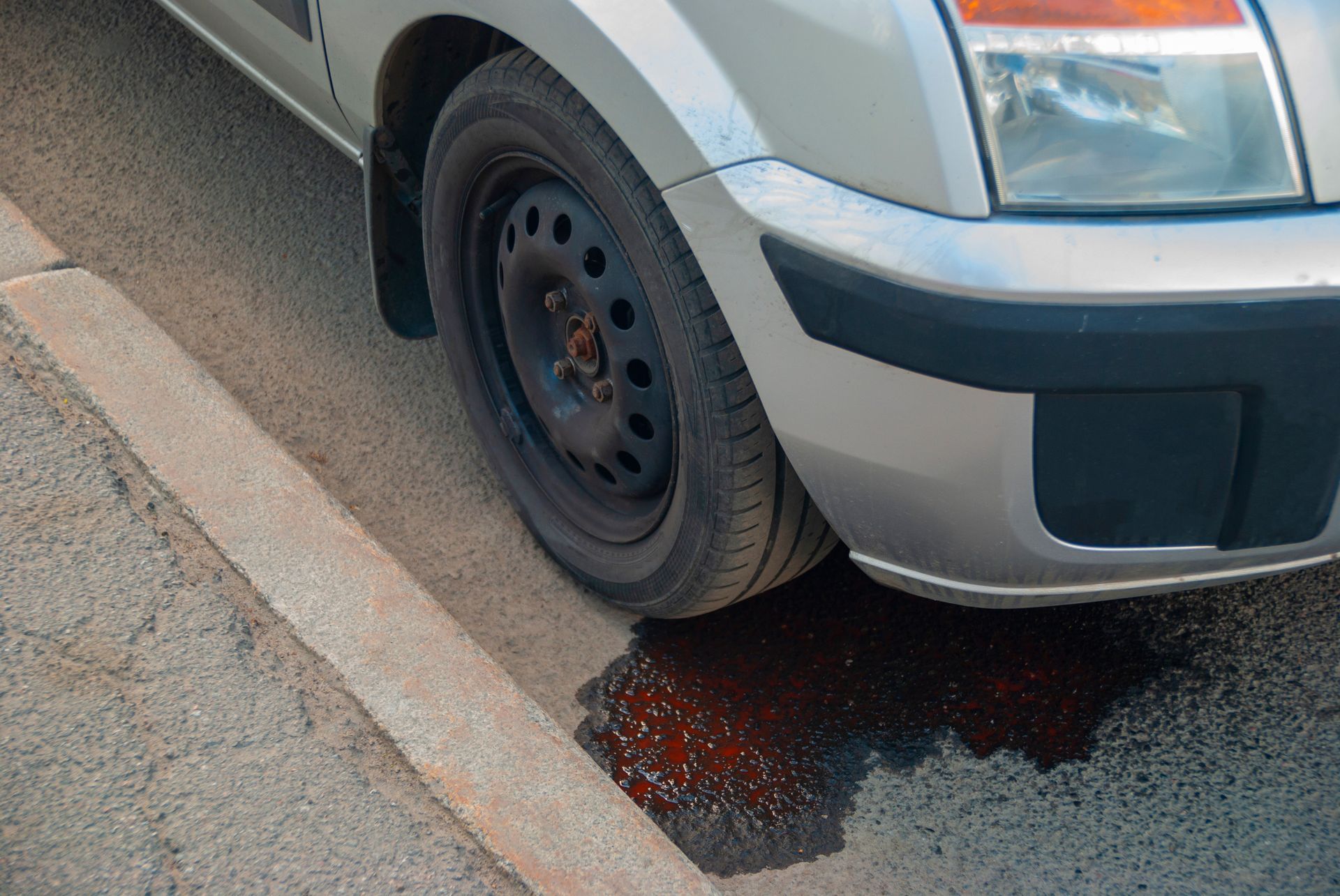 Why Coolant Leaks Are A Silent Engine Killer | KG Automotive Solutions
