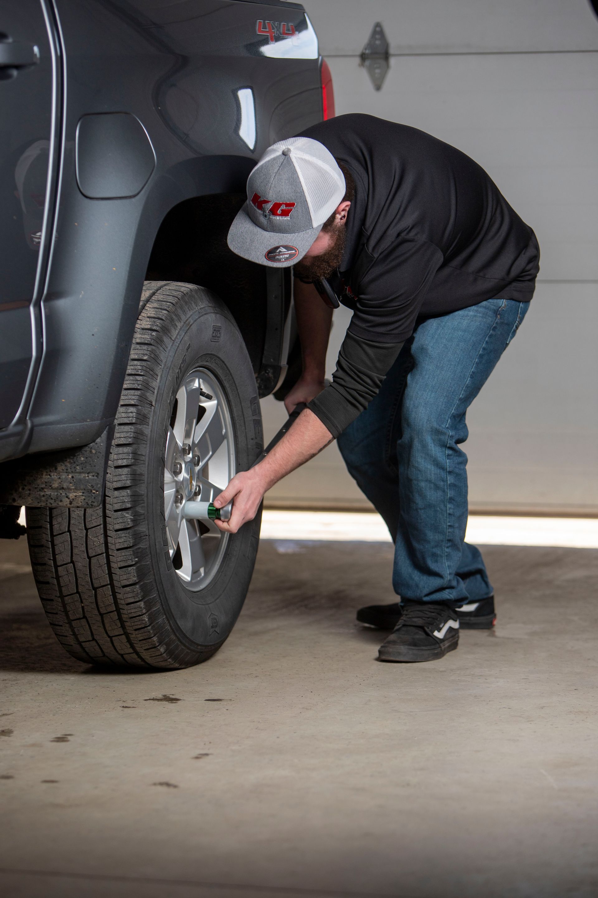 Technician at work | KG Automotive Solutions