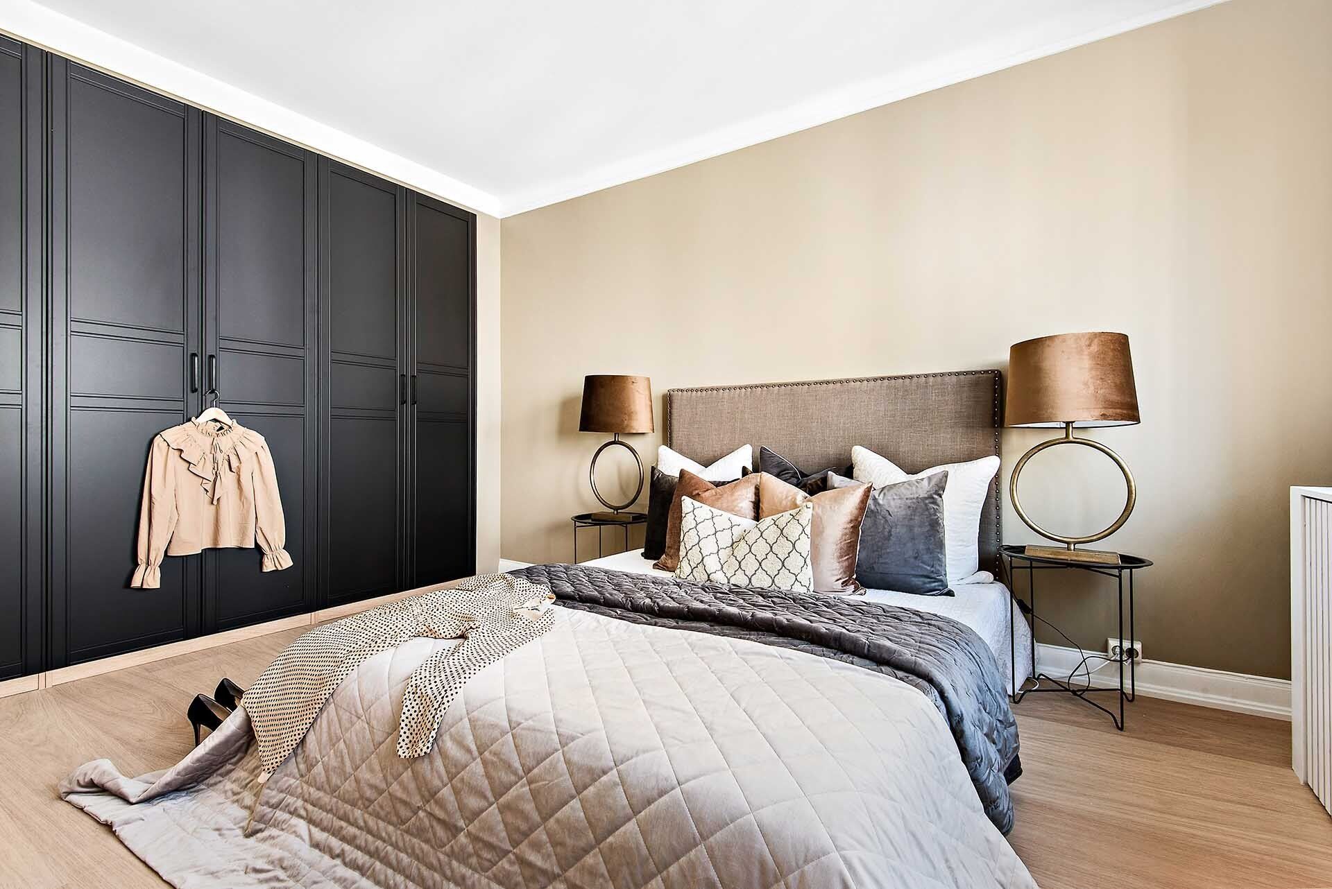Soverom med beige farger