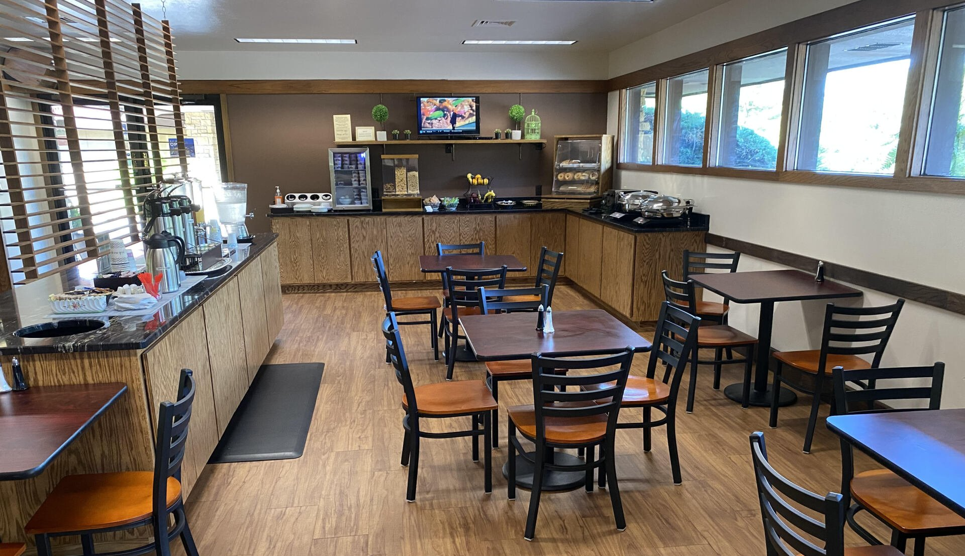 About Us | Spring Valley Inn