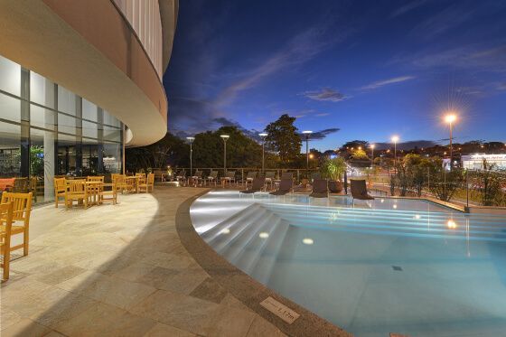 Hotel Deville Campo Grande Área de Lazer Piscina
