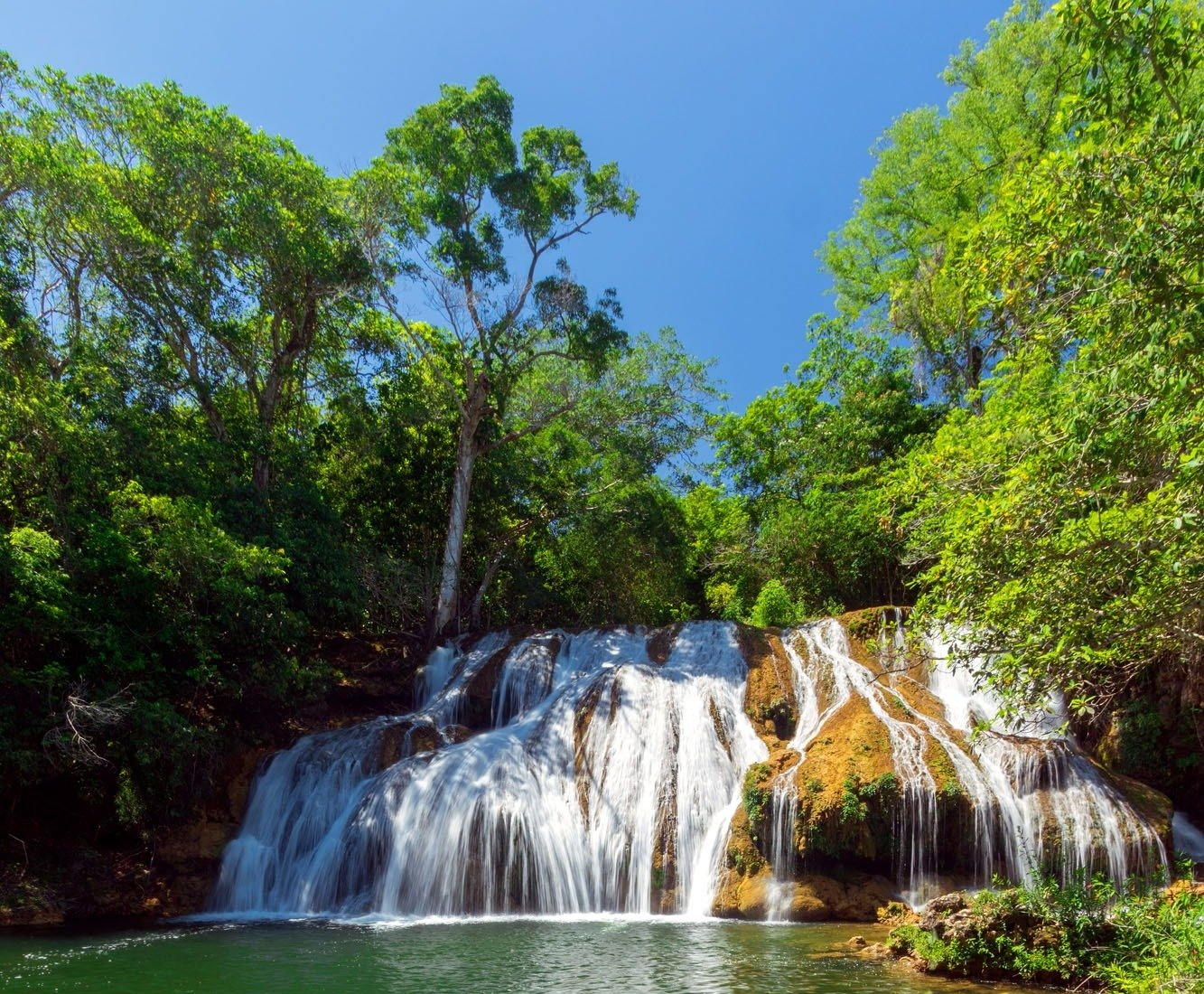 Cachoeiras Serra da Bodoquena, Campo Grande - Hotéis DEVILLE