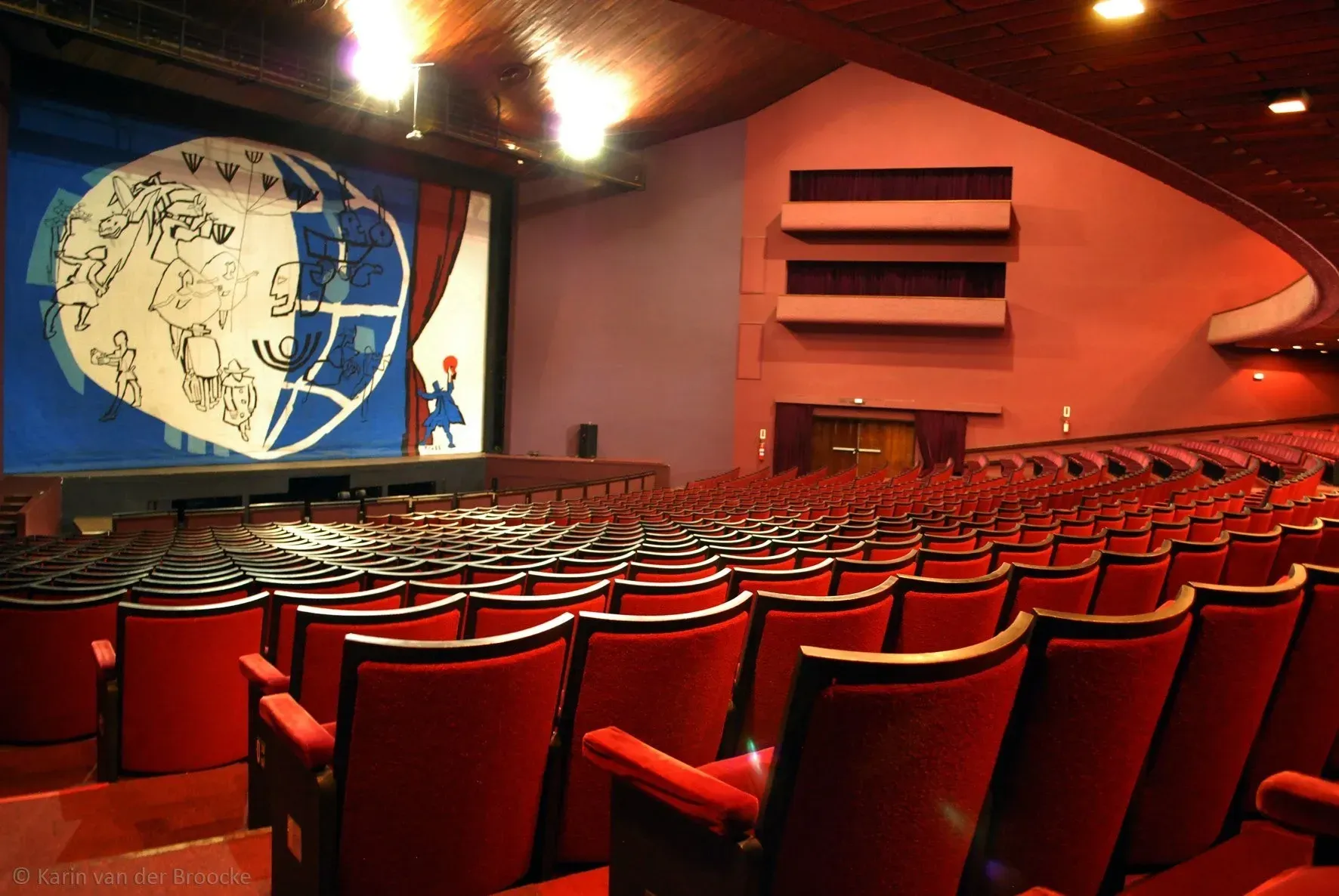 Centro Cultural Teatro Guaíra, Curitiba - Hotéis DEVILLE