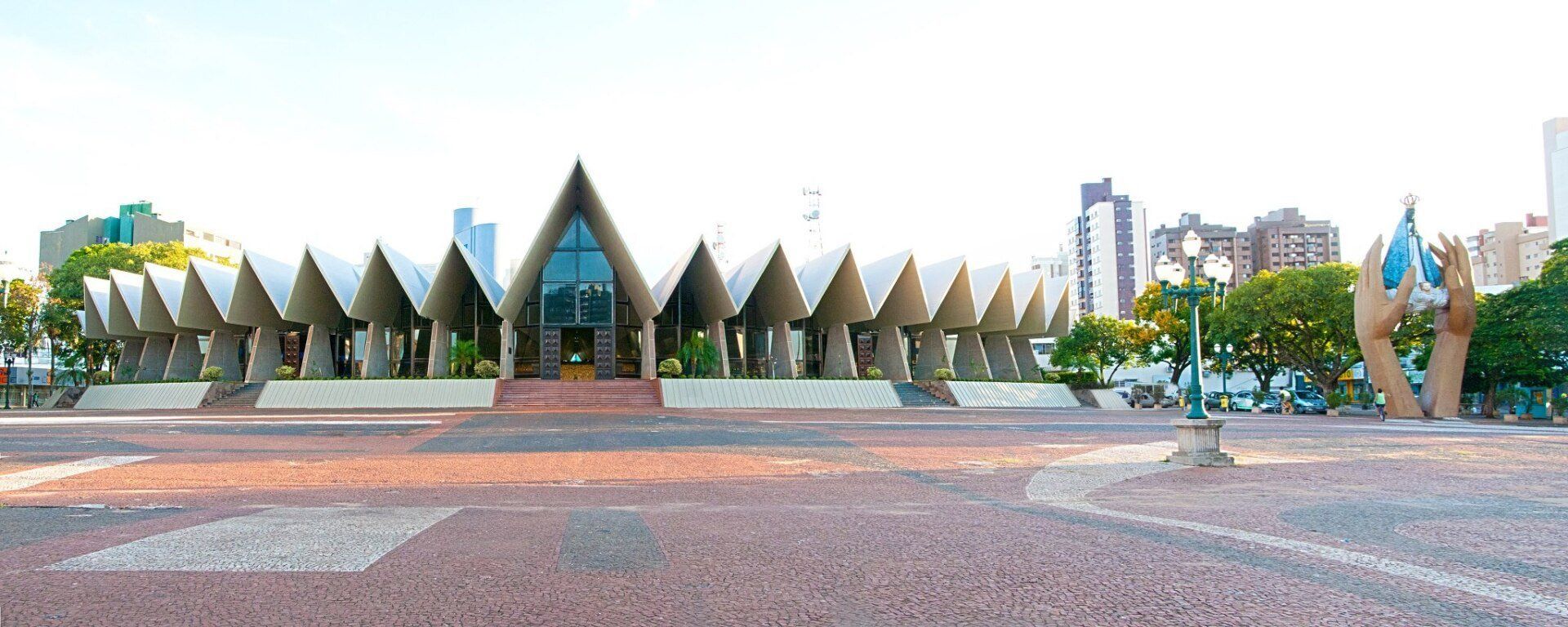 Catedral Nossa Senhora Aparecida de Cascavel, Cascavel - Hotéis DEVILLE