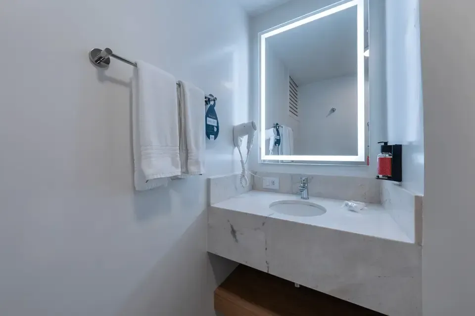 Suíte Executiva Hotel Deville Express Cascavel