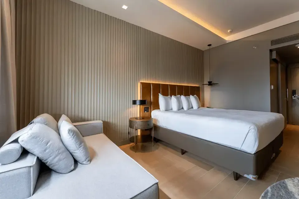 Luxo Superior 1 cama de casal Hotel Deville Prime Cuiabá