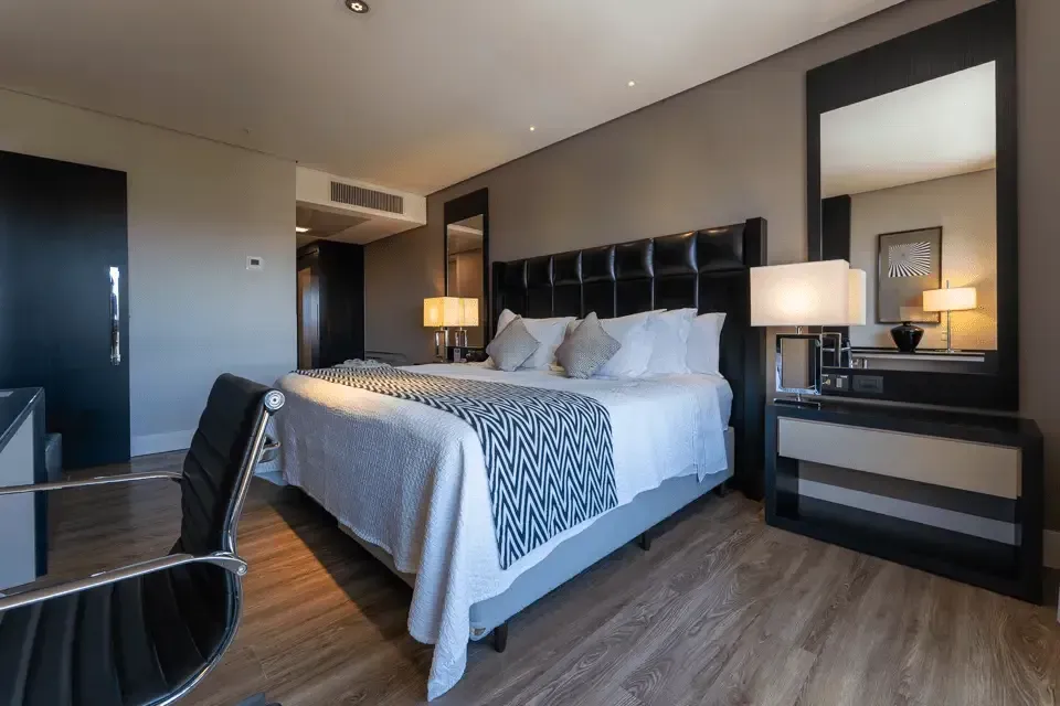 Suíte Executiva Hotel Deville Prime Campo Grande