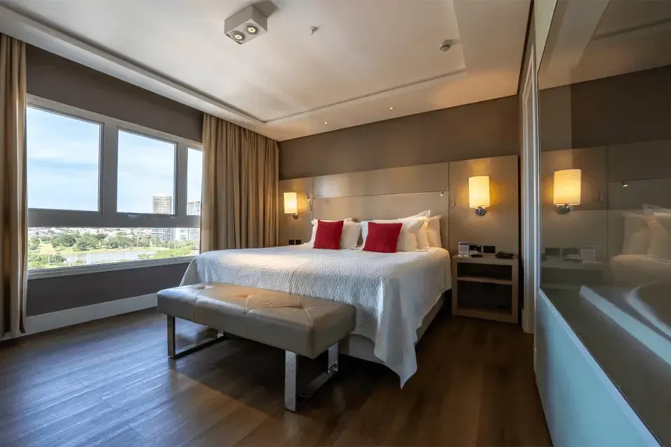 Suíte Master Hotel Deville Prime Campo Grande