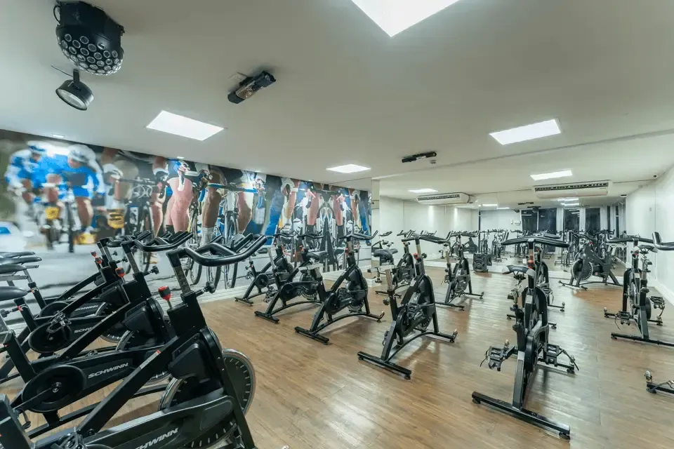 Academia - Deville Prime Salvador