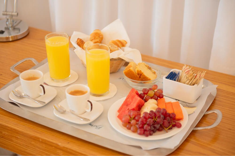 Room service - Deville Prime Maringá