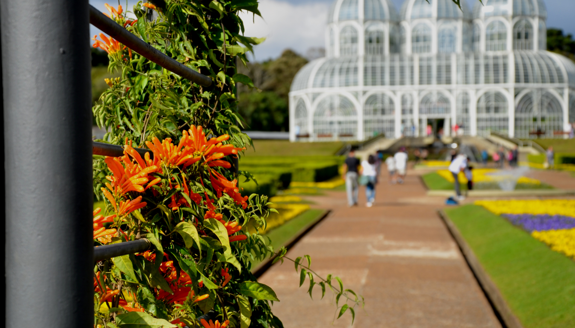 Jardim Botânico, Curitiba - Hotéis DEVILLE