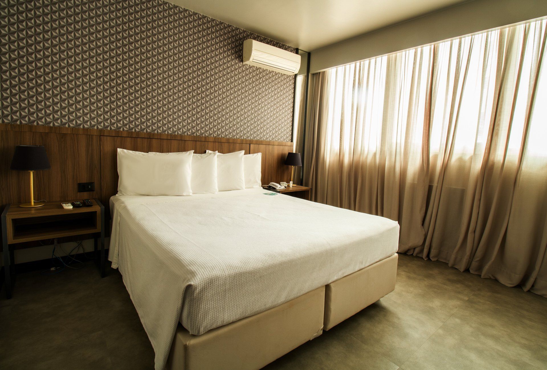 Standard 1 cama de casal e 1 cama de solteiro