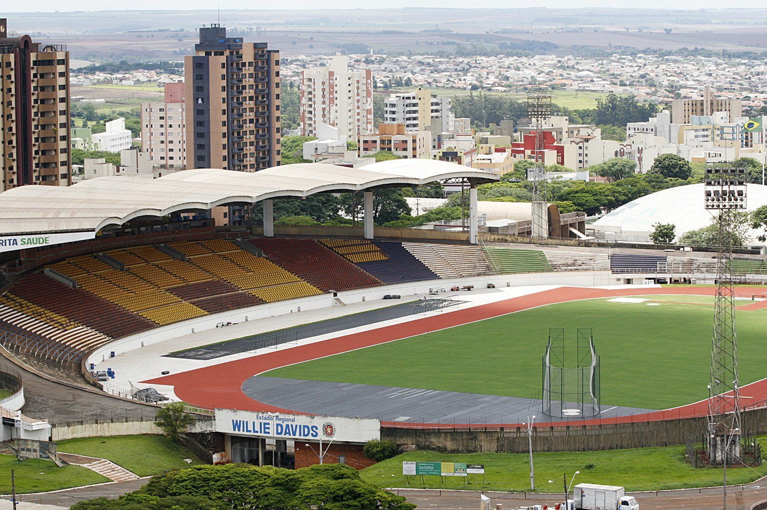 Vila Olímpica ou Complexo Esportivo Jaime Canet Júnior