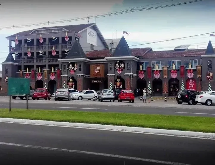 Gramado – Reino do Chocolate, Porto Alegre - Hotéis DEVILLE