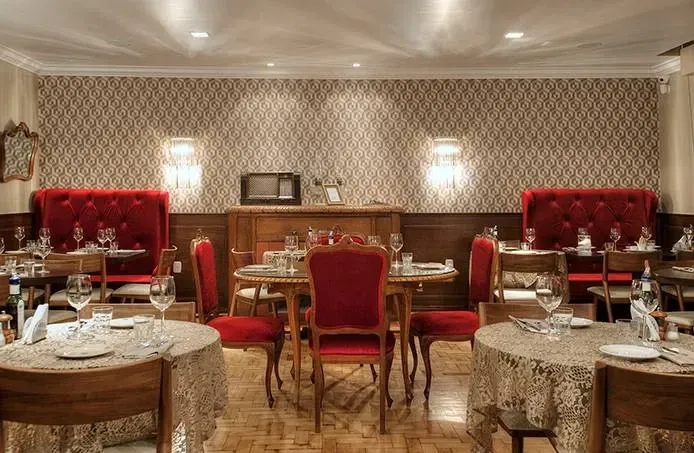 Restaurante Magnolia, Porto Alegre - Hotéis DEVILLE
