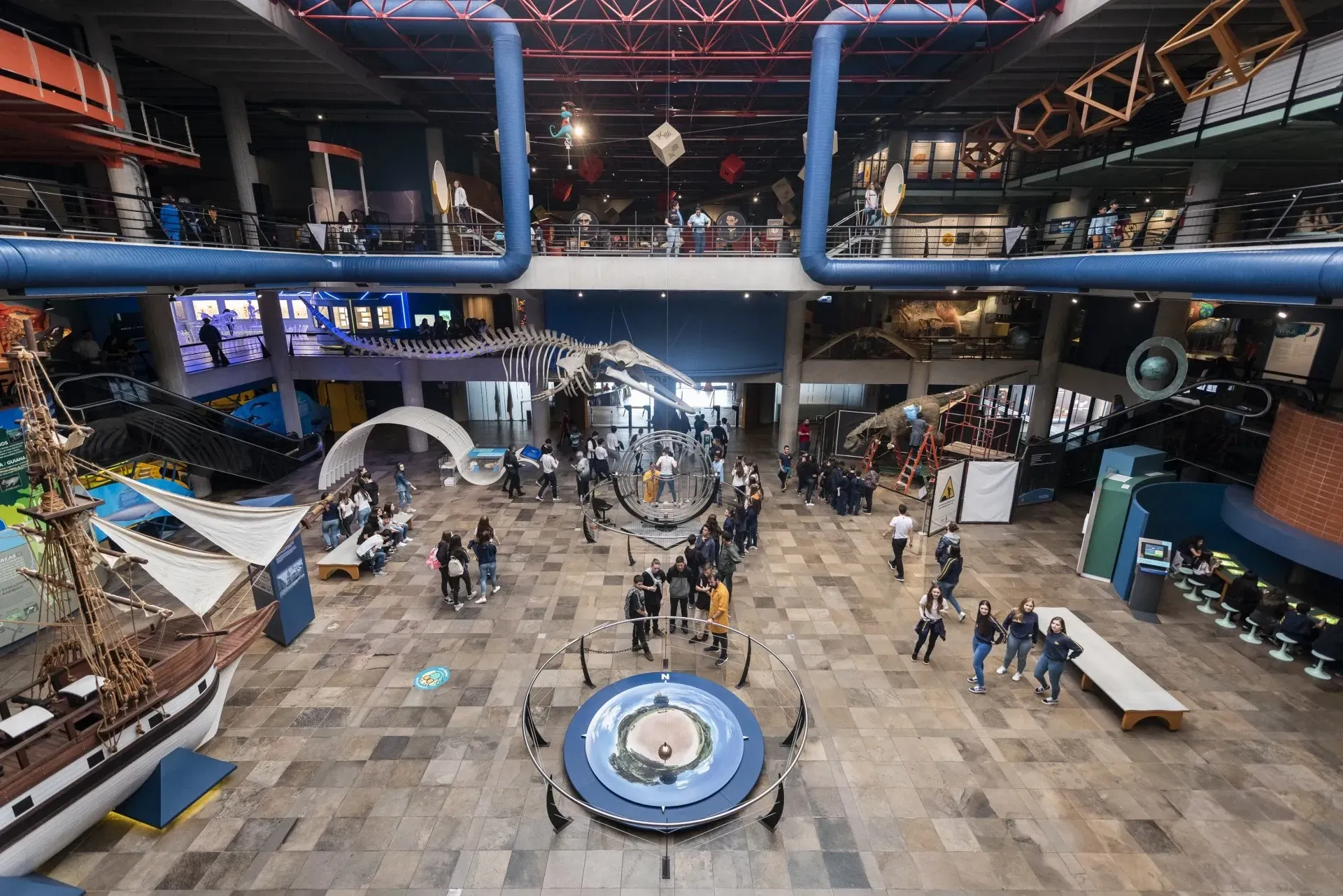 Museu de Ciências e Tecnologia da PUCRS, Porto Alegre - Hotéis DEVILLE
